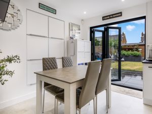 Photo 18- click for photo gallery